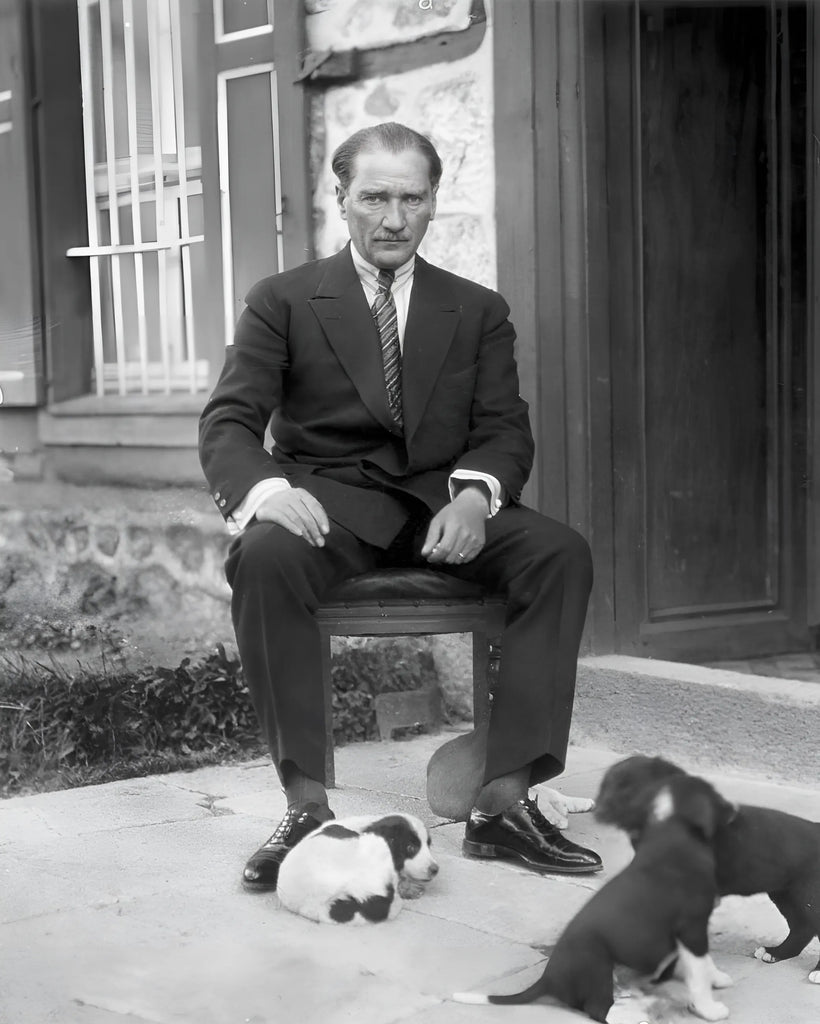 Foks and Atatürk: The Loyal Companion of a Great Leader
